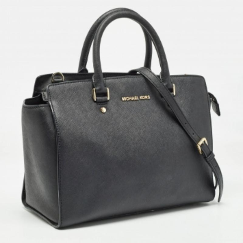 Michael Kors - Borsa Selma grande in pelle saffiano nera in vendita 5