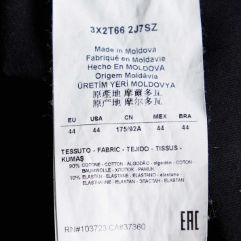 Emporio Armani Maglietta girocollo in cotone nero impreziosita M. T. I. In condizioni buone in vendita a Dubai, Al Qouz 2