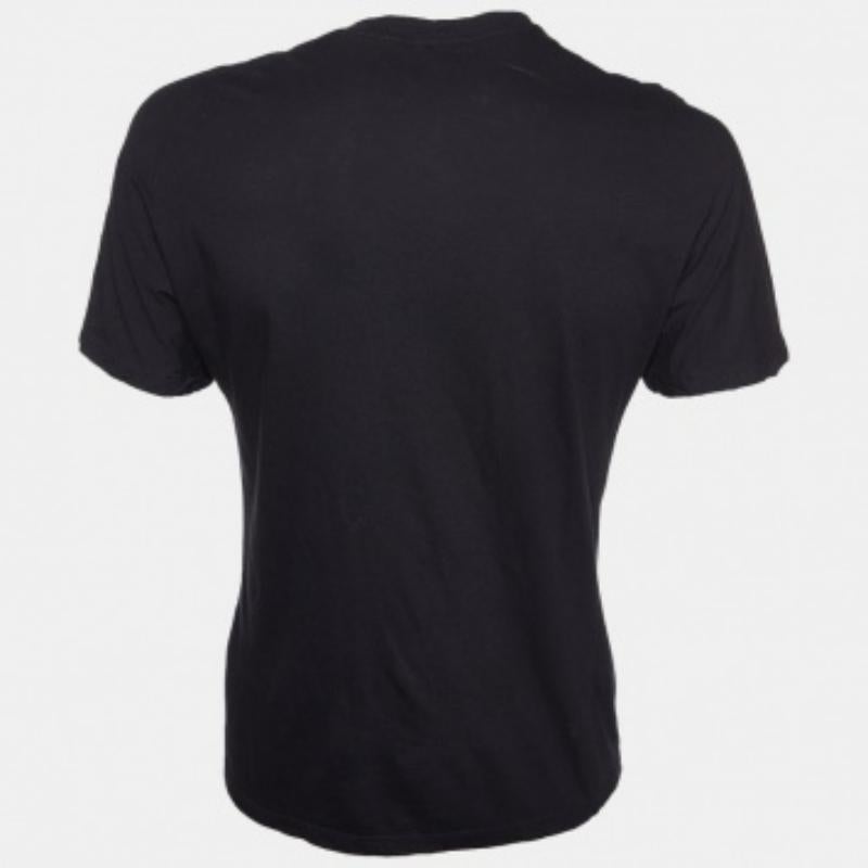 Uomo Emporio Armani Maglietta in cotone nero con dettaglio patch e scollo a V M. M. T. I. in vendita