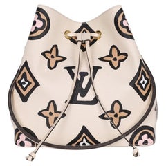 Louis Vuitton Monogram Giant Wild At Heart Neonoe MM Shoulder Bag Tote