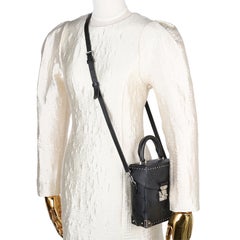 Louis Vuitton „Camera Box“ Umhängetasche in Schwarz