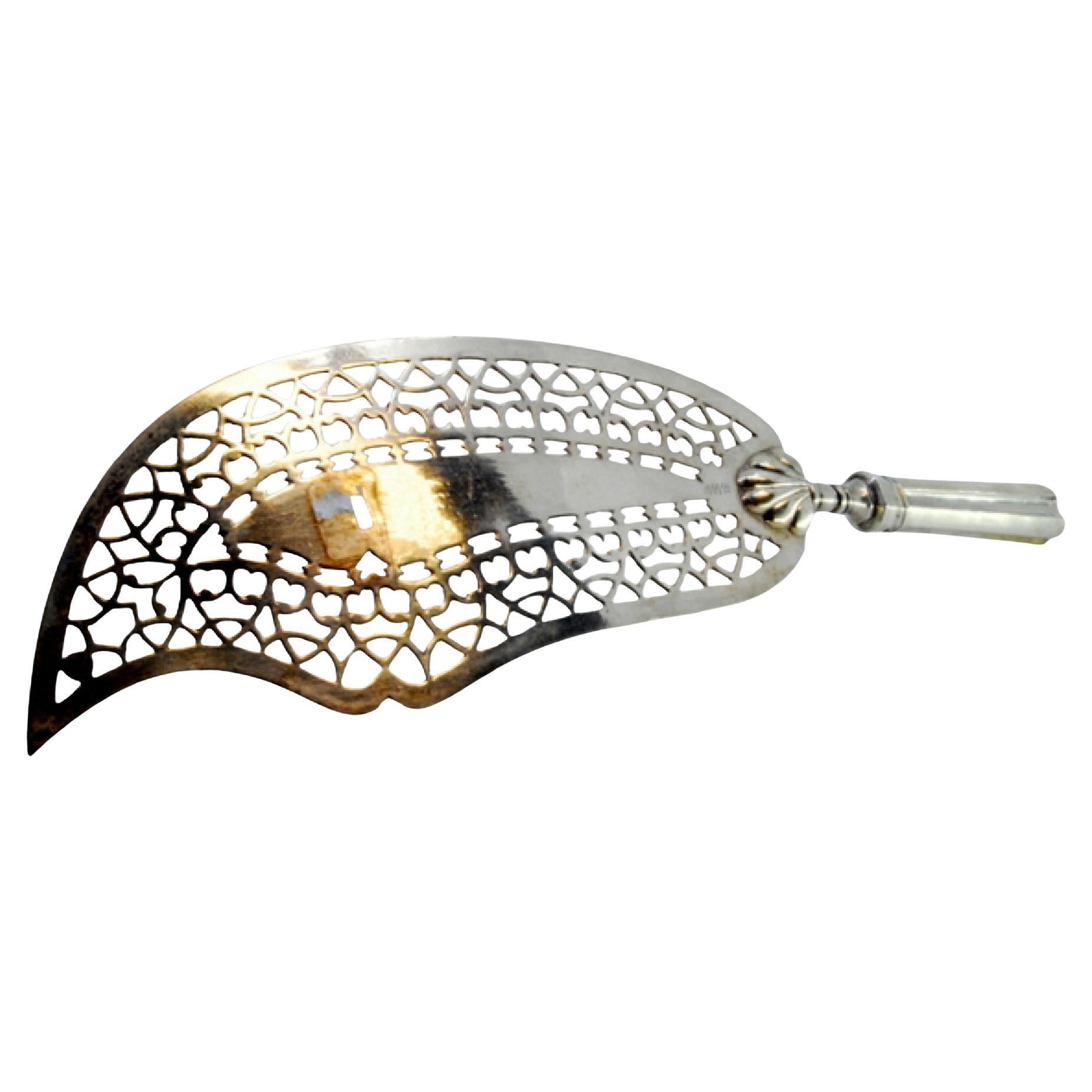Silver fish serving spatula For Sale