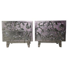 Handgefertigtes Nachttisch-Set mit Blumenmuster, weiß-bronzefarbene Ausführung (2er-Set)