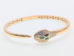 Bulgari Serpenti Armreif aus 18 Karat Roségold mit Diamanten, blauen Saphiren und Malachit