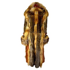 A/I 2001 Dolce & Gabbana: Cappotto aperto oversize in pelliccia e pelle con fibbia
