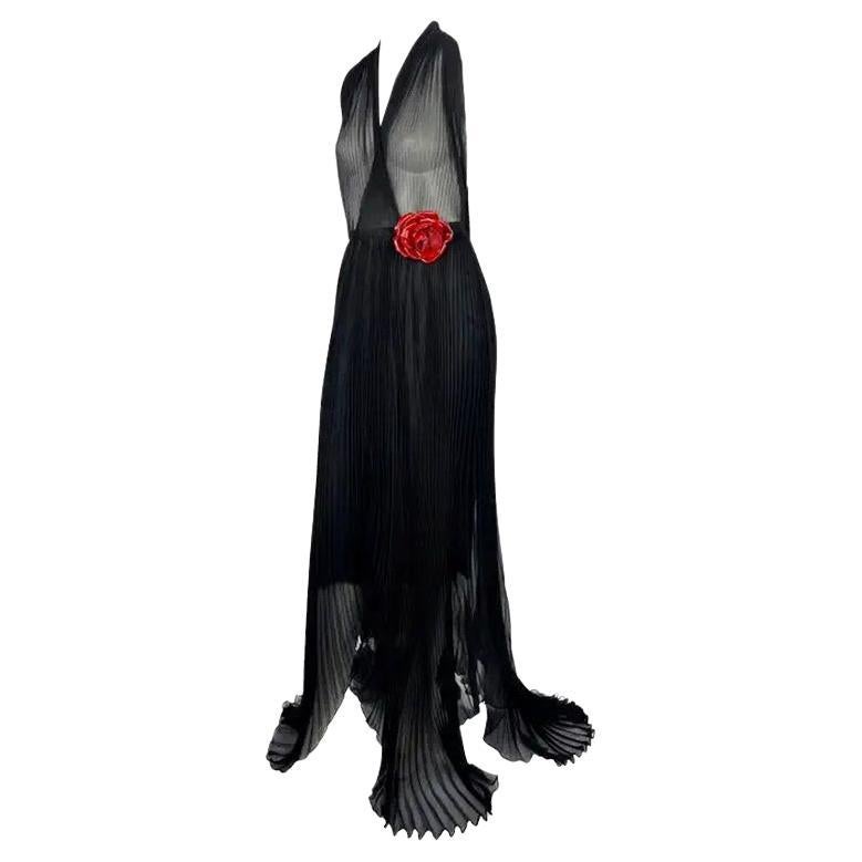 F/W 2000 Dolce & Gabbana Runway Robe longue plissée noire dos nu à fleurs en vente