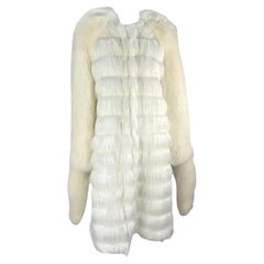 F/W 2003 Yves Saint Laurent by Tom Ford Manteau de défilé en renard blanc / fausse fourrure