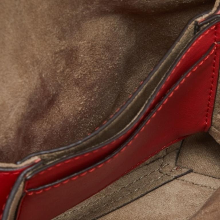Donna Michael Kors Mini Cece Crossbody in pelle borchiata rossa in vendita