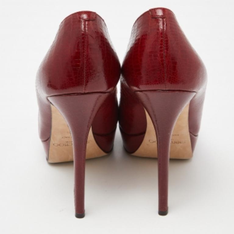 Jimmy Choo - Escarpins Cosmic en cuir rouge embossé lézard Taille 39.5 en vente 2
