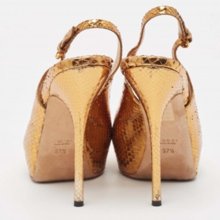 Gucci Metallic Embossed Snakeskin Sofia Peep Toe Singback Pumps Size 37.5 en vente 1