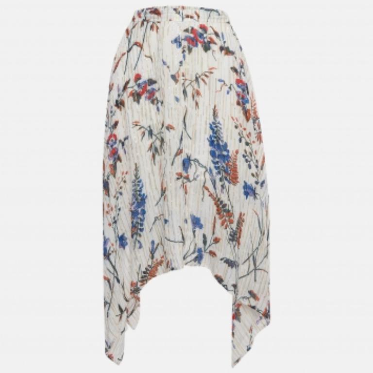 Questa deliziosa gonna è splendidamente cucita con un tessuto pregiato. Questa comoda gonna griffata ha una silhouette lusinghiera. Abbinalo a un semplice top e a tacchi a spillo per un look chic.