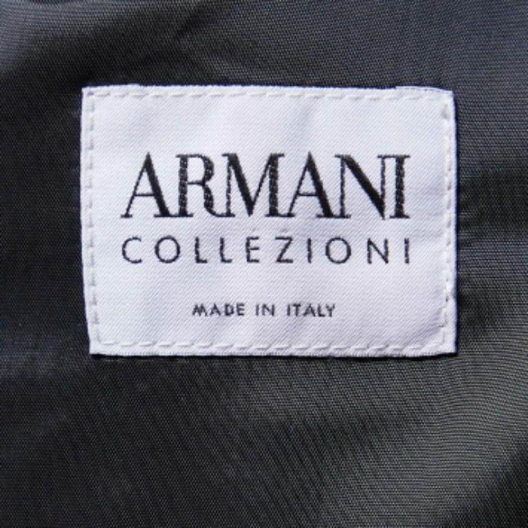 Armani Collezioni Gilet en laine mélangée à rayures grises L Bon état - En vente à Dubai, Al Qouz 2
