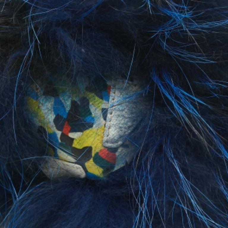 Noir Fendi - Sac à main à breloques en cuir et fourrure de renard imprimé confettis multicolores en vente