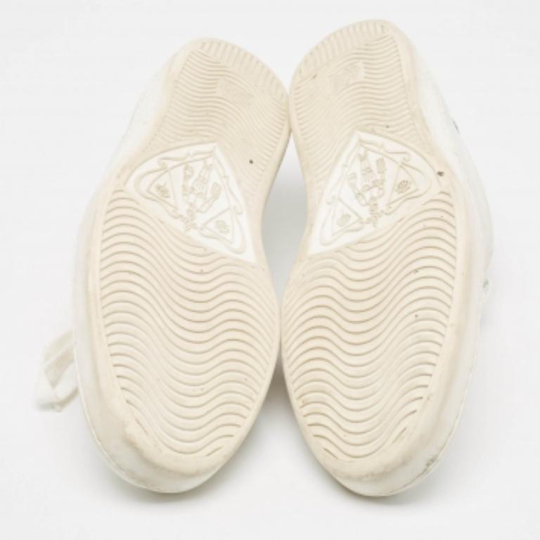 Gucci White/Navy Blue Leather and Python Embossed Ace Sneakers Size 46.5 État moyen - En vente à Dubai, Al Qouz 2