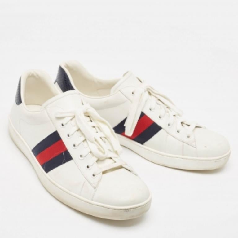 Gucci White/Navy Blue Leather and Python Embossed Ace Sneakers Size 46.5 en vente 2