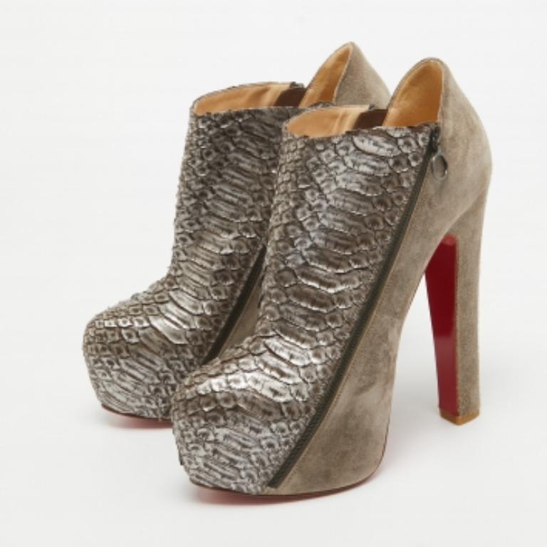 Christian Louboutin Metallic Python and Suede 4A Booties Size 38.5 For Sale 4