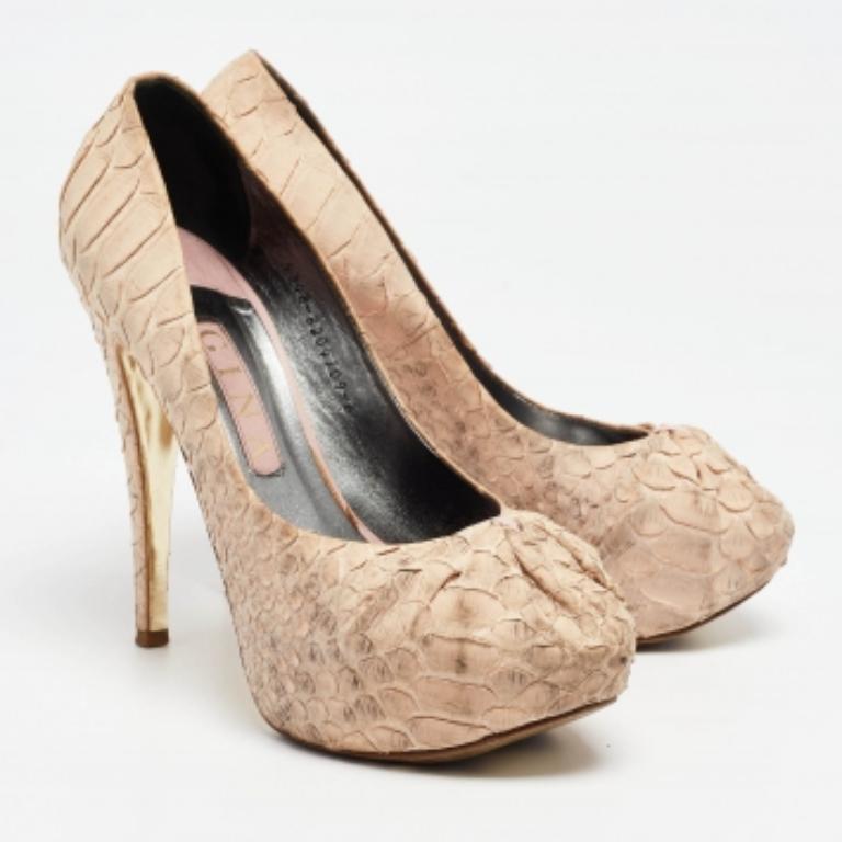 Gina Beige Python Leder Plateau Pumps Größe 39 im Angebot 1