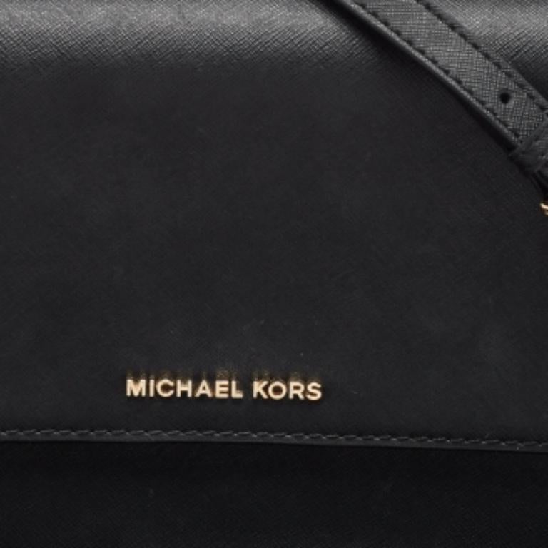 Michael Kors Grand sac à bandoulière Daniela en cuir Saffiano noir en vente 1