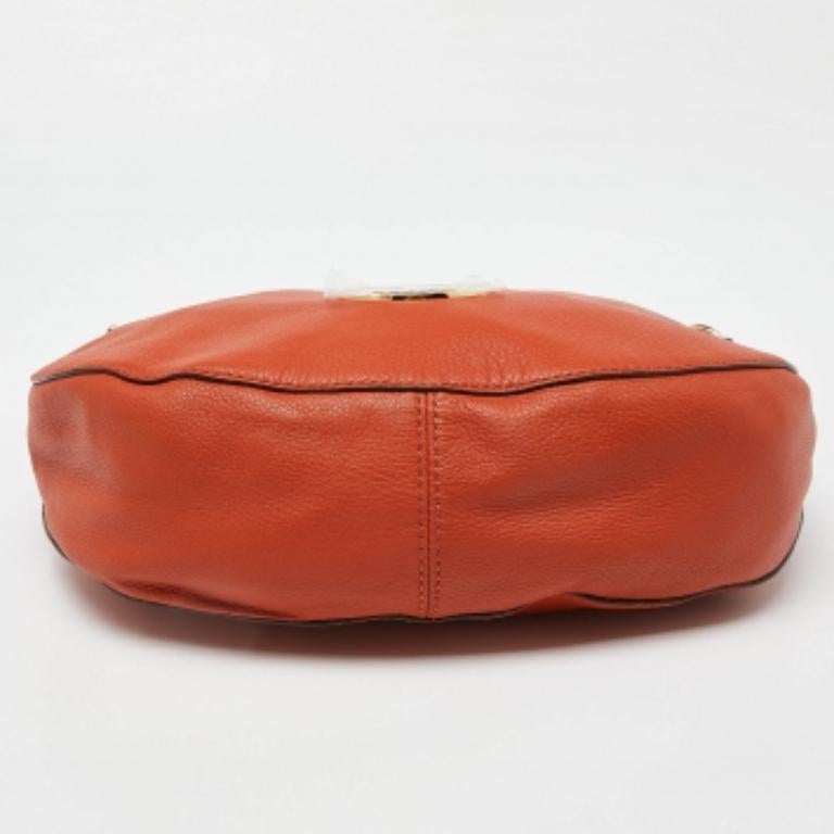 Michael Kors - Hobo zippé en cuir orange avec logo en vente 3