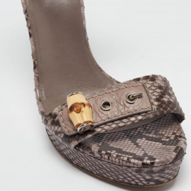 Gucci - Sandales à plateforme en cuir gris python Bamboo - Taille 40 Pour femmes en vente