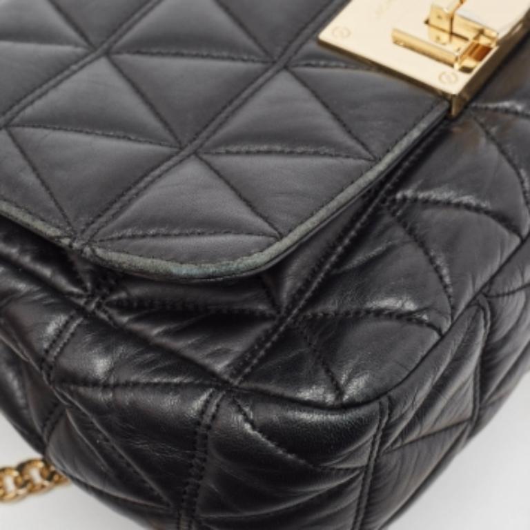 Michael Kors Borsa a tracolla grande in pelle trapuntata nera Sloan in vendita 3