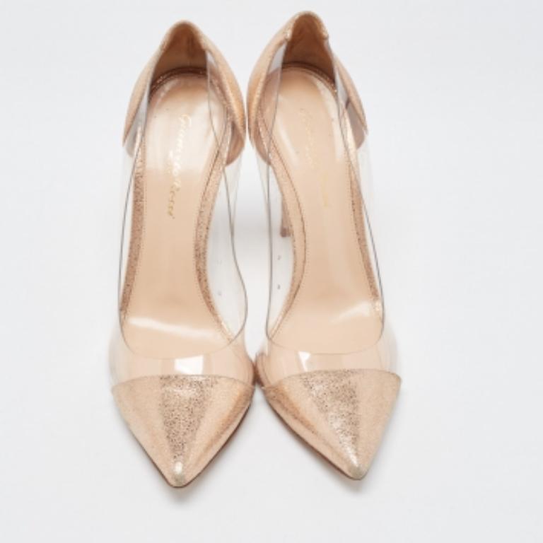 Gianvito Rossi Escarpins en cuir doré et plexi PVC Taille 38 en vente 2