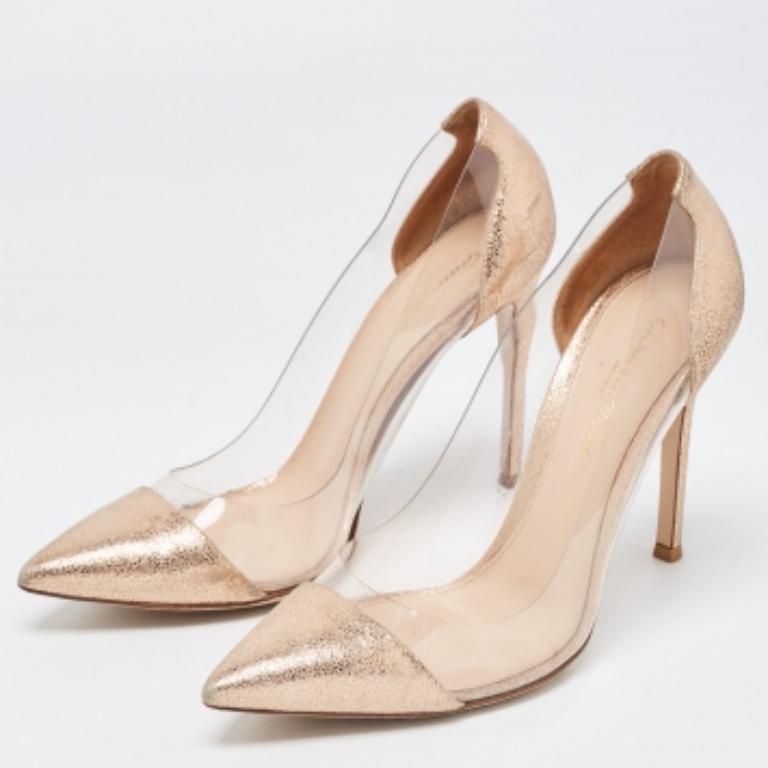 Gianvito Rossi Escarpins en cuir doré et plexi PVC Taille 38 en vente 3