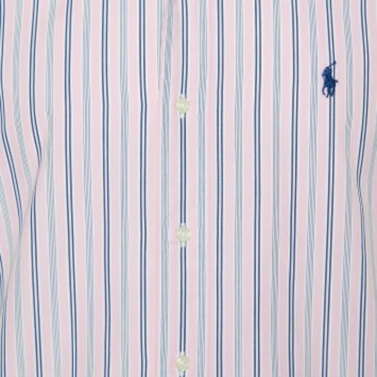 Las camisas son una parte indispensable de un armario, así que esta marca te trae una creación tan versátil como elegante. Se ha confeccionado con material de calidad en un tono versátil. La camiseta está detallada con elementos de la firma y un