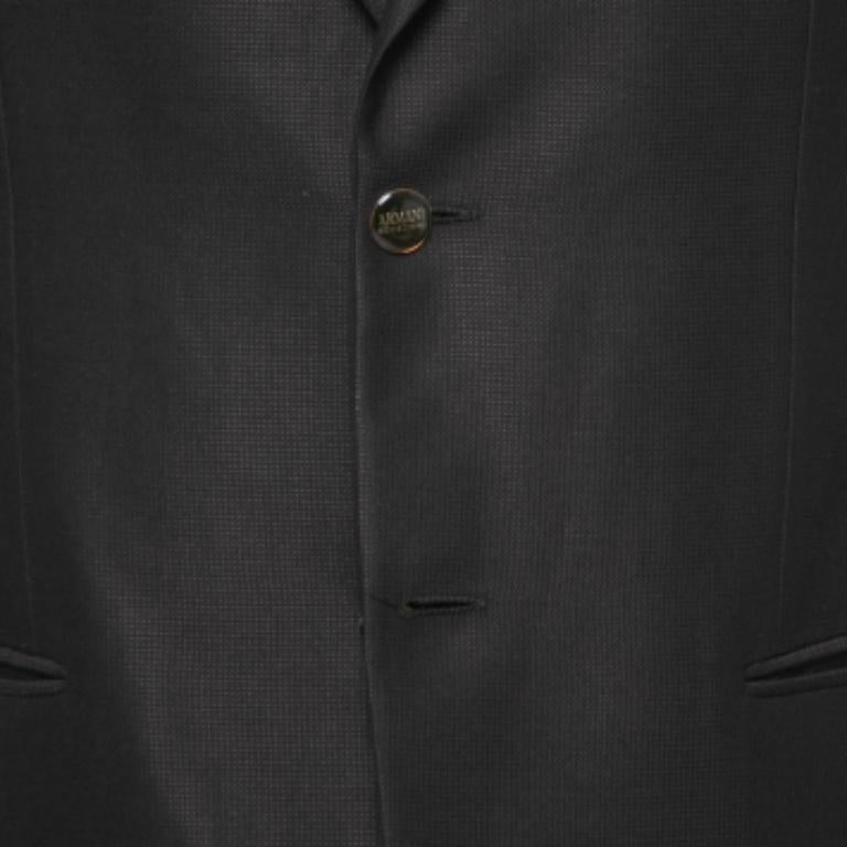 Armani Collezioni Blazer negro de lana texturizada con botonadura simple XL en Bueno estado para la venta en Dubai, Al Qouz 2