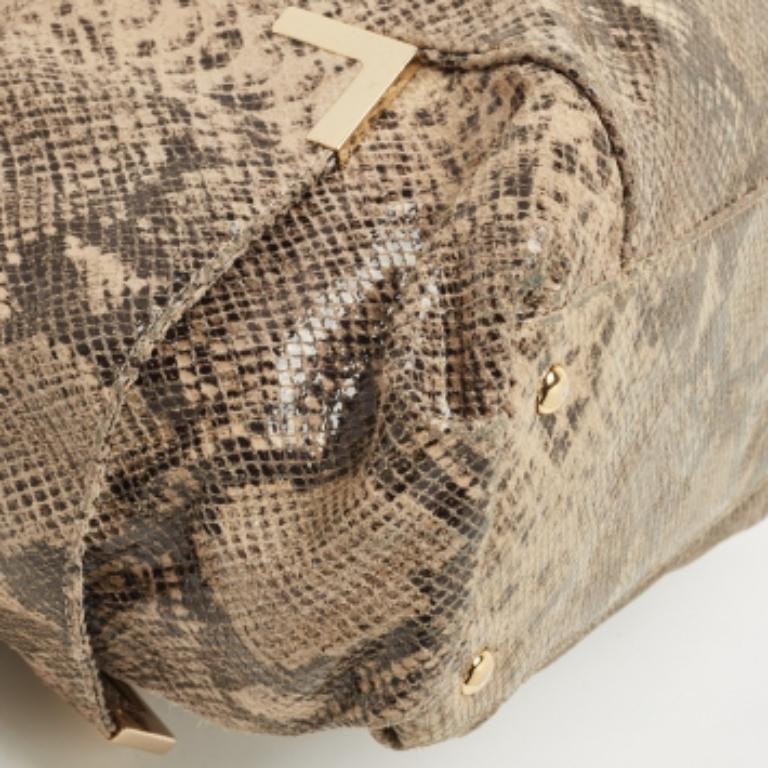 Michael Kors - Sacoche en cuir beige/noir à effet python Pour femmes en vente