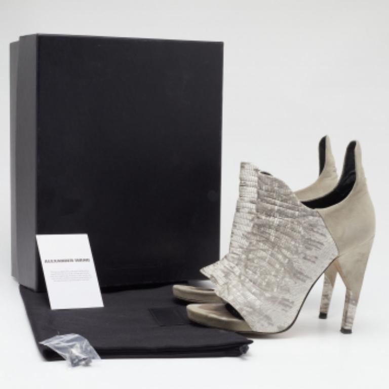 Alexander Wang Grey Lizard Leather and Suede Devon Graphic Ankle Boots Size 39 In Fair Condition For Sale In Dubai, Al Qouz 2