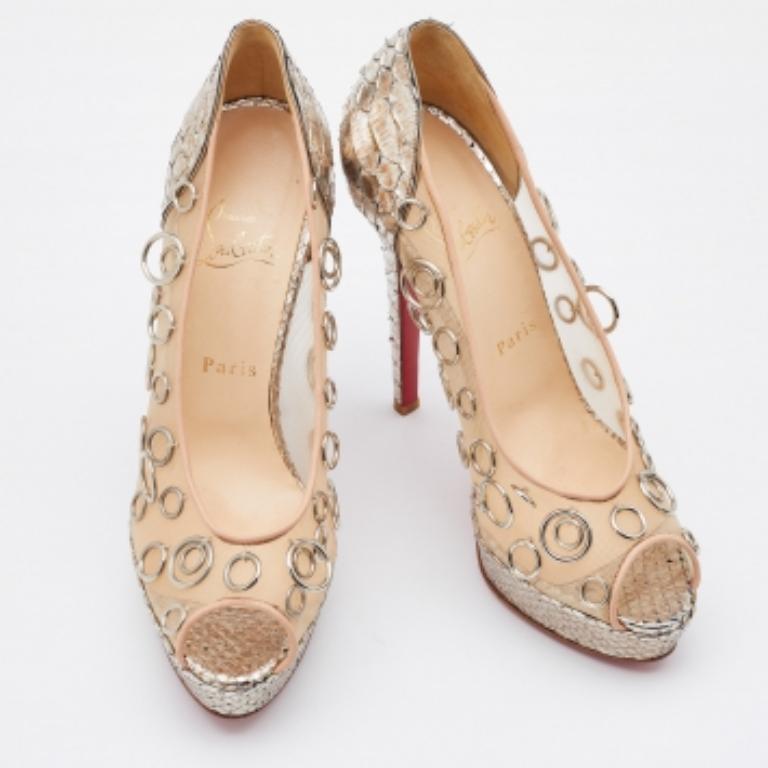 Beige Christian Louboutin Pierce 140 Peep Toe Platform Pumps Size 38 en vente