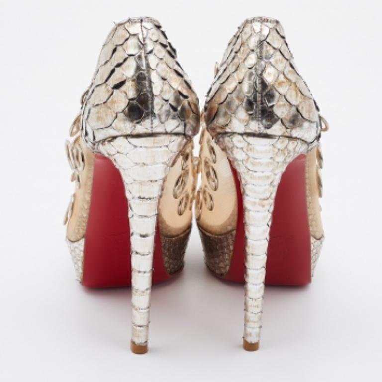 Christian Louboutin Pierce 140 Peep Toe Platform Pumps Size 38 Pour femmes en vente