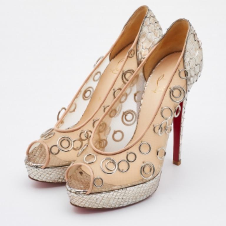 Christian Louboutin Pierce 140 Peep Toe Platform Pumps Size 38 Bon état - En vente à Dubai, Al Qouz 2