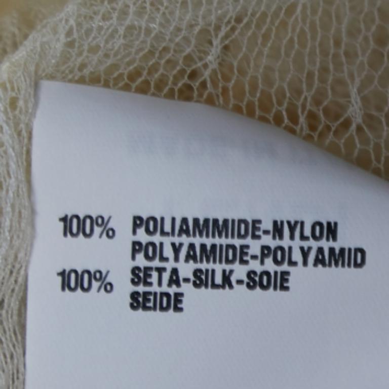 Fendi haut à manches cape en tulle à motifs crème M en vente 1