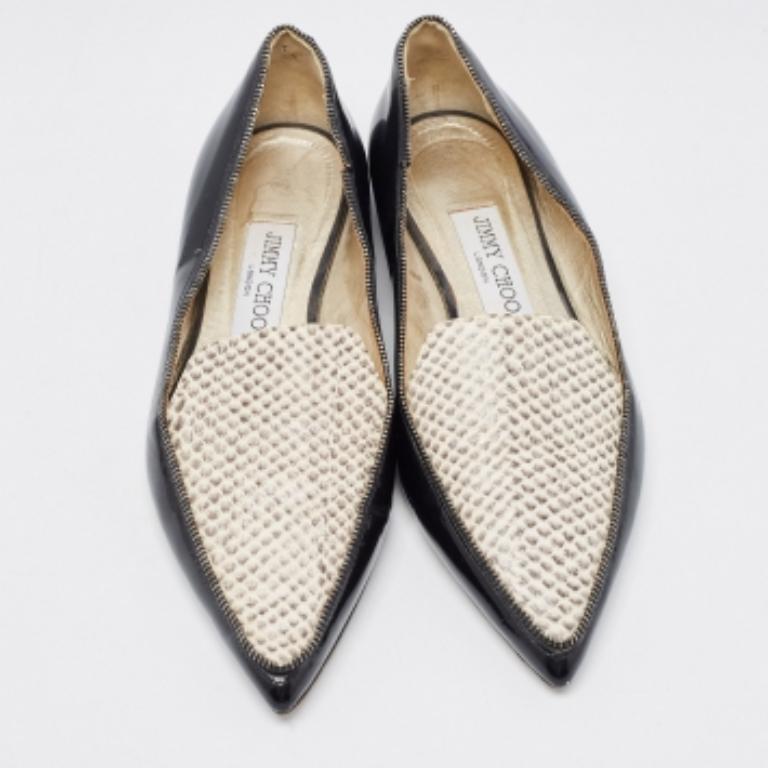 Noir Jimmy Choo Chaussons de smoking à bout pointu en cuir et python noir/beige Taille 36,5 en vente