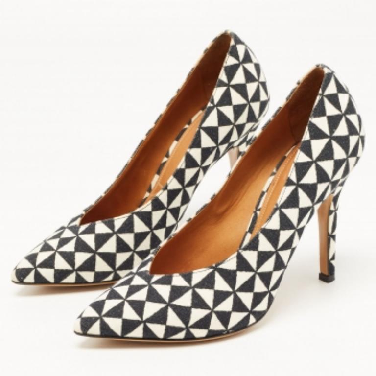 Women's Isabel Marant Black/White Printed Canvas Pumps Size 38 For Sale