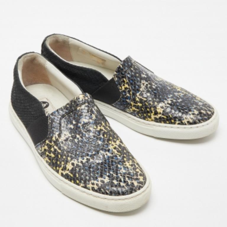 Lanvin - Sneakers Slip On in pelle di pitone nera goffrata Taglia 36 in vendita 1