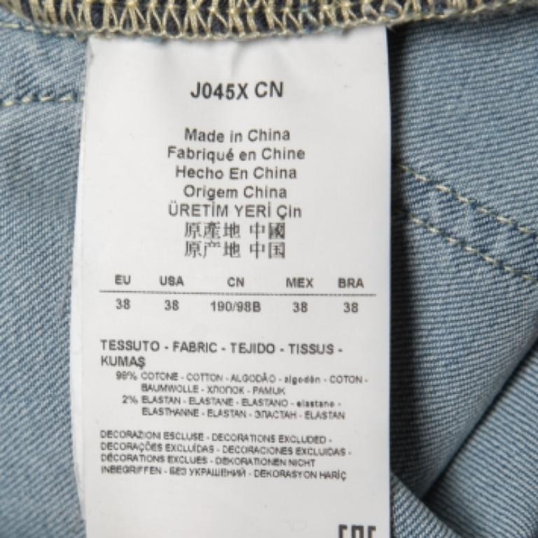 Emporio ARMANI Vaquero Azul Tapered Fit  Vaqueros XXL/Cintura 41 en Bueno estado para la venta en Dubai, Al Qouz 2