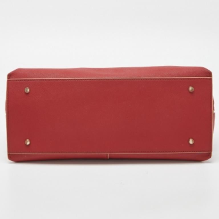DKNY Tote con doppia zip in pelle rossa Bryant Park in vendita 5