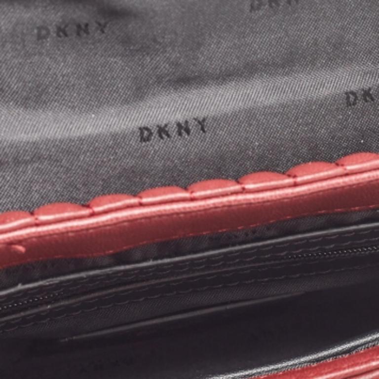 Dkny Borsa a tracolla Gansevoort in pelle trapuntata borgogna in vendita 1