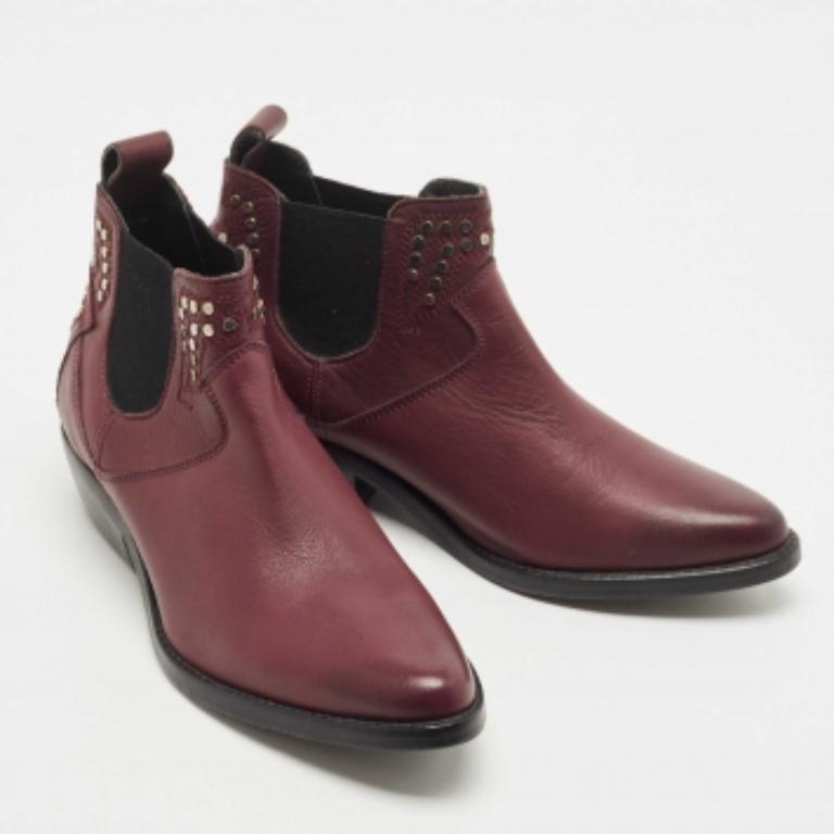 Zadig & Voltaire Bottines Thylana cloutées en cuir bordeaux taille 36 Excellent état - En vente à Dubai, Al Qouz 2