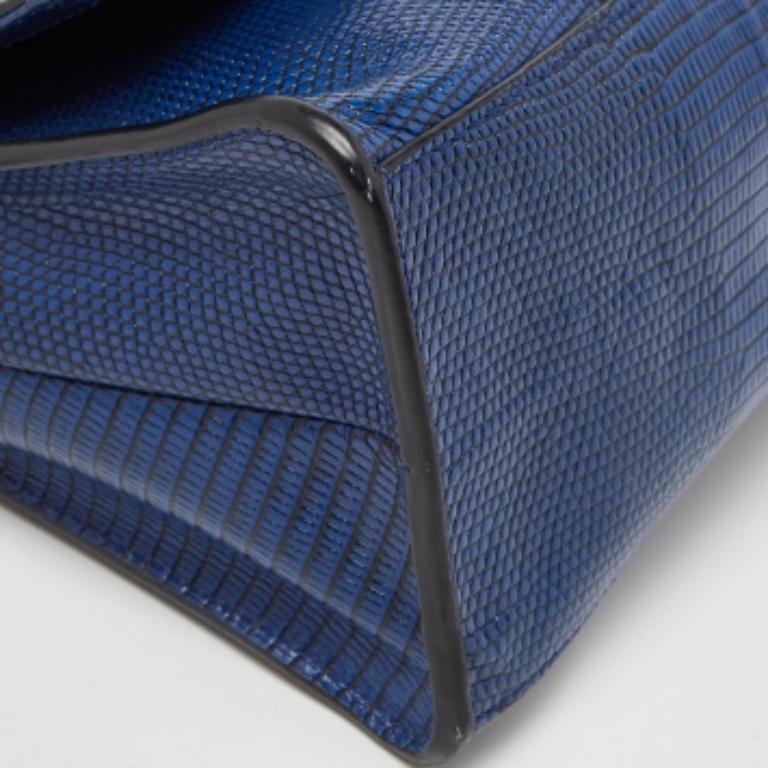 DKNY Borsa a tracolla Bryant in pelle blu goffrata con coccodrillo in vendita 2