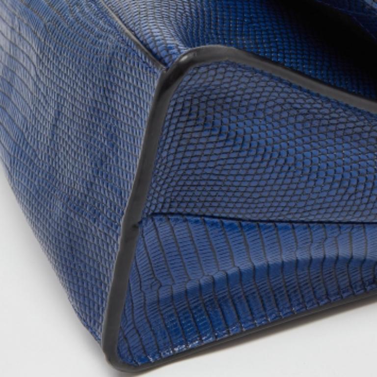 DKNY Borsa a tracolla Bryant in pelle blu goffrata con coccodrillo in vendita 1