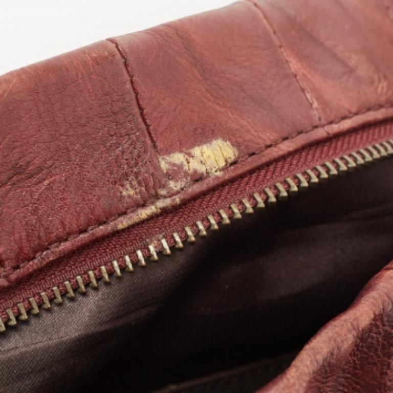 Dkny Borsa in pelle plissettata borgogna in vendita 2