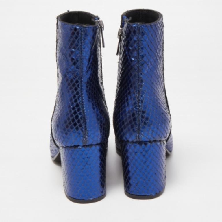 Zadig & Voltaire Bottines à talons blocs en cuir embossé python bleu taille 36 en vente 1