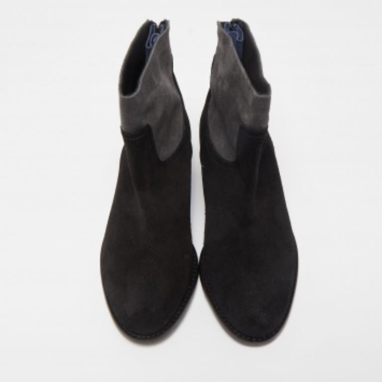 Zadig & Voltaire Black Suede Ankle Boots Size 36 en vente 3