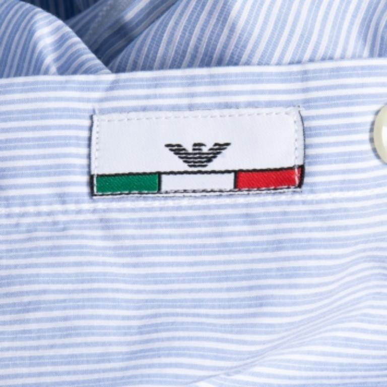 Emporio Armani Camicia a maniche intere in cotone blu a righe XXL In condizioni buone in vendita a Dubai, Al Qouz 2