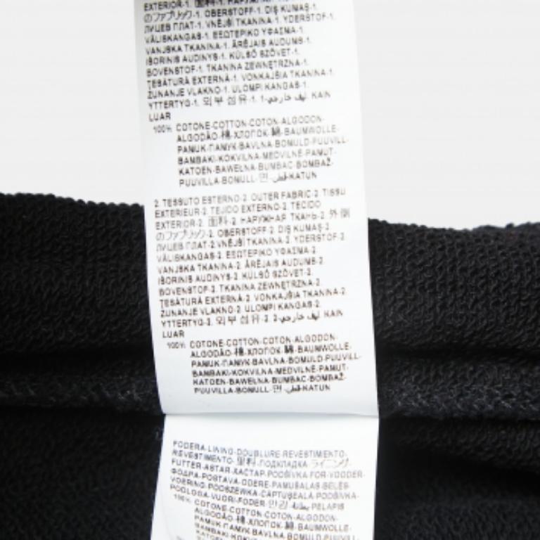 Sal a correr con estos joggers superelegantes, holgazanea o sal a hacer recados, esta creación te hará sentir cómoda todo el día. Se ha confeccionado con materiales de alta calidad y combinará bien con zapatillas, camisetas o sudaderas para un look