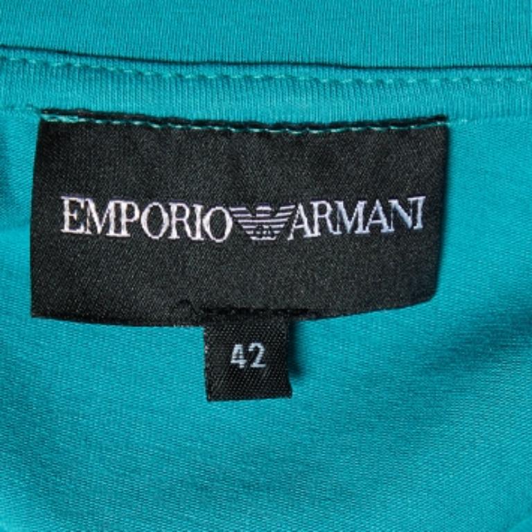 Emporio ARMANI Camiseta de punto de algodón estampada verde M en Bueno estado para la venta en Dubai, Al Qouz 2
